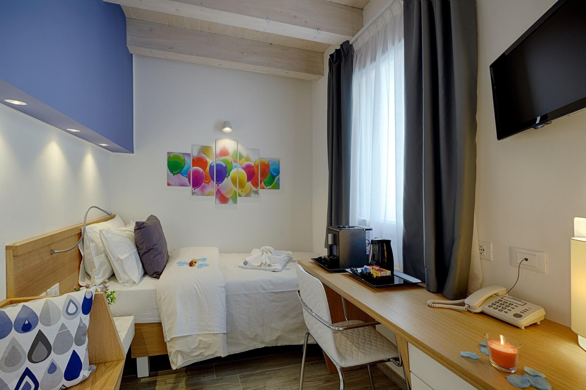 Hospitality Hotel Палермо Экстерьер фото